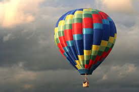 uçan balonun içinde hangi gaz var